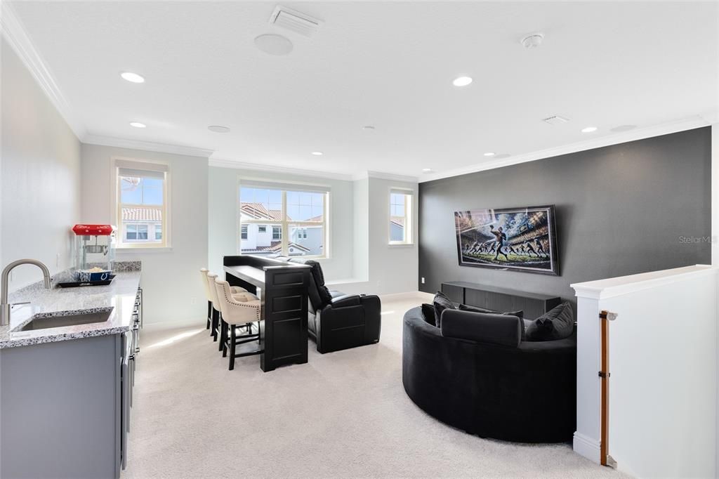 For Sale: $1,475,000 (5 beds, 5 baths, 4280 Square Feet)