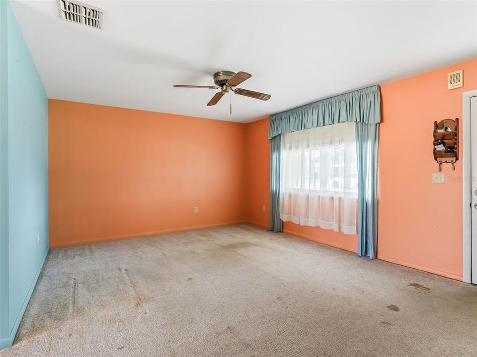 En Venta: $130,000 (2 camas, 2 baños, 1328 Pies cuadrados)