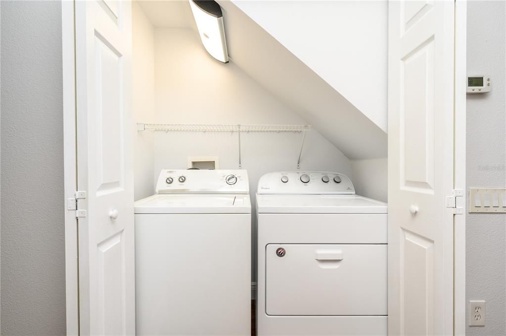 For Rent: $1,800 (2 beds, 2 baths, 1095 Square Feet)