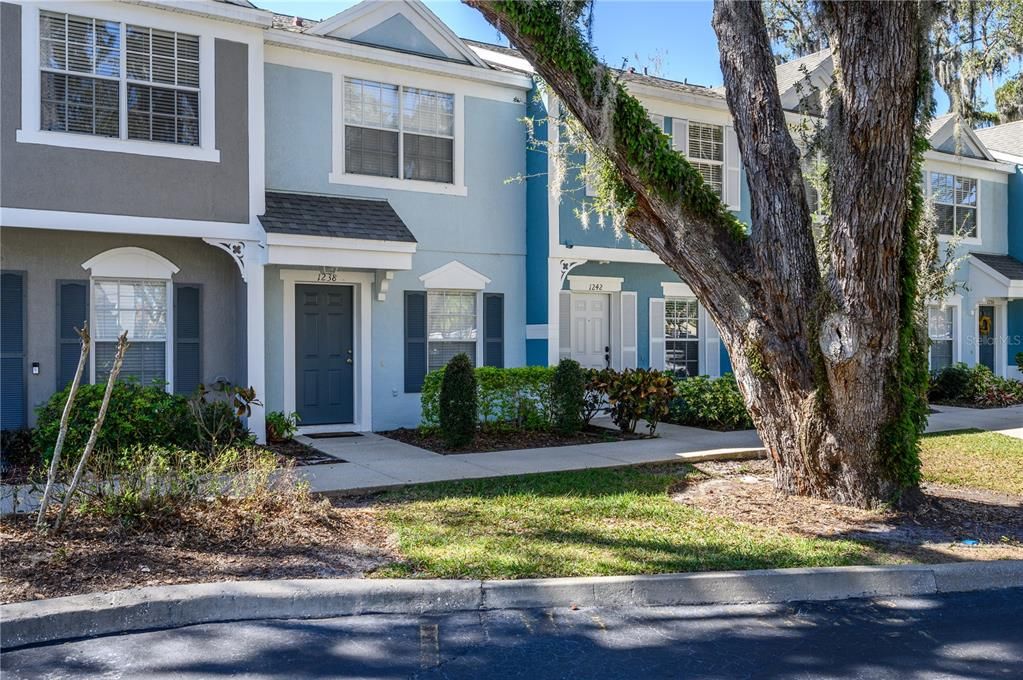 For Rent: $1,800 (2 beds, 2 baths, 1095 Square Feet)