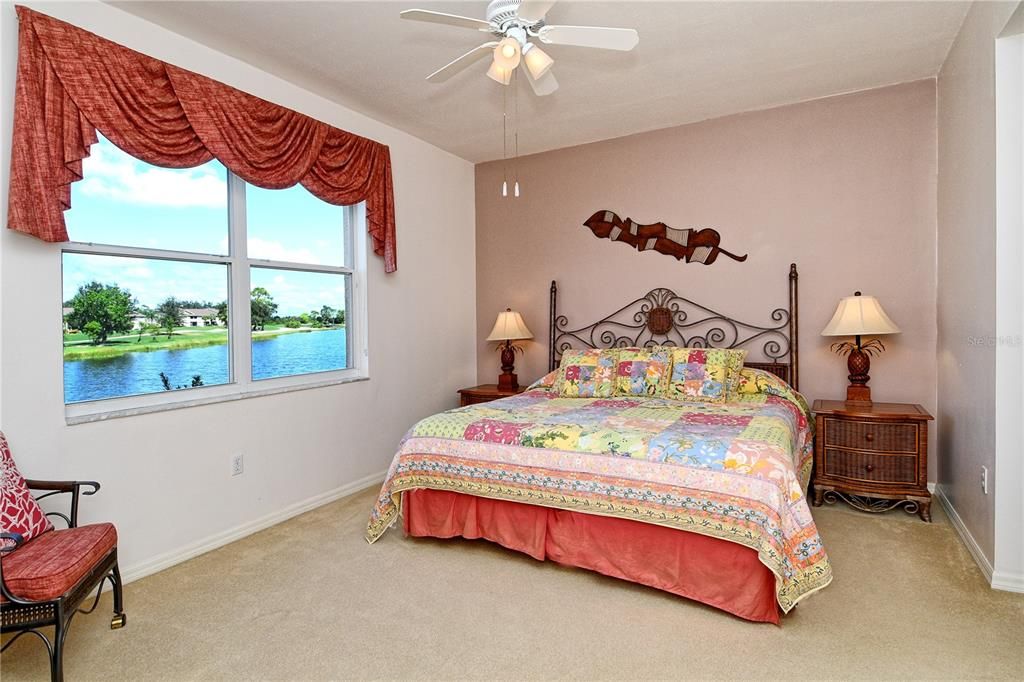 Activo con contrato: $229,000 (2 camas, 2 baños, 1684 Pies cuadrados)