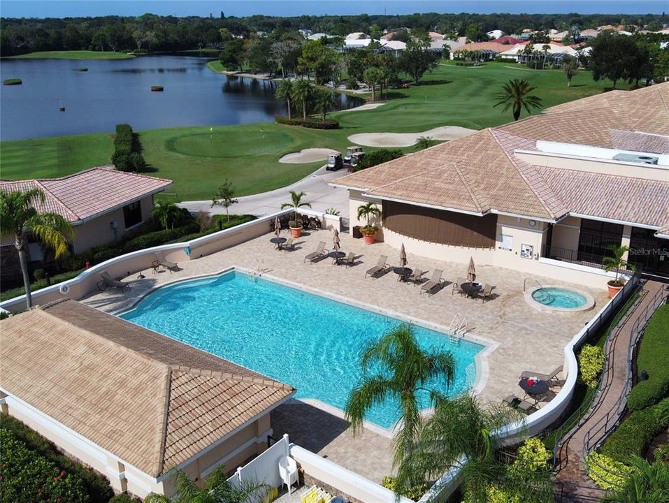 Activo con contrato: $229,000 (2 camas, 2 baños, 1684 Pies cuadrados)