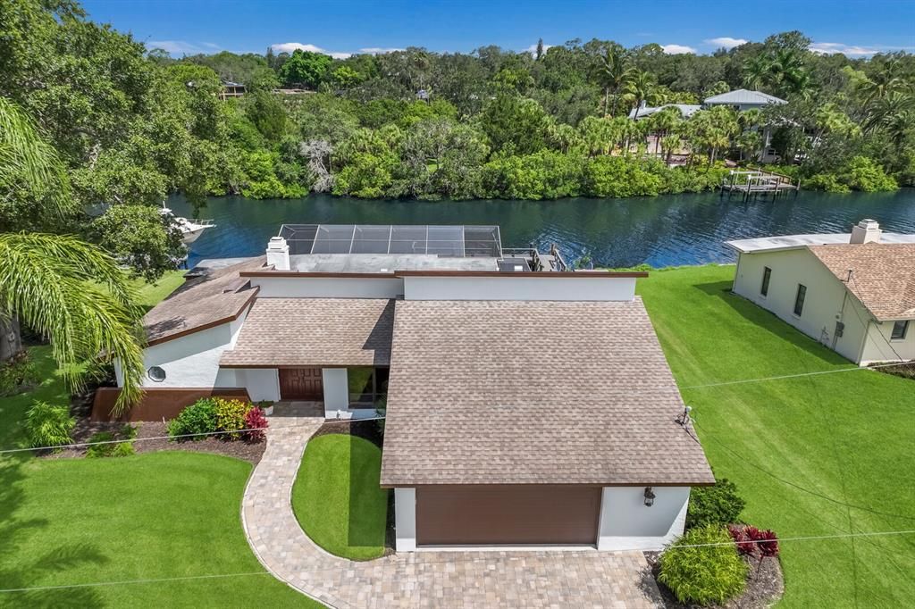 Active With Contract: $4,195 (3 beds, 3 baths, 1706 Square Feet)