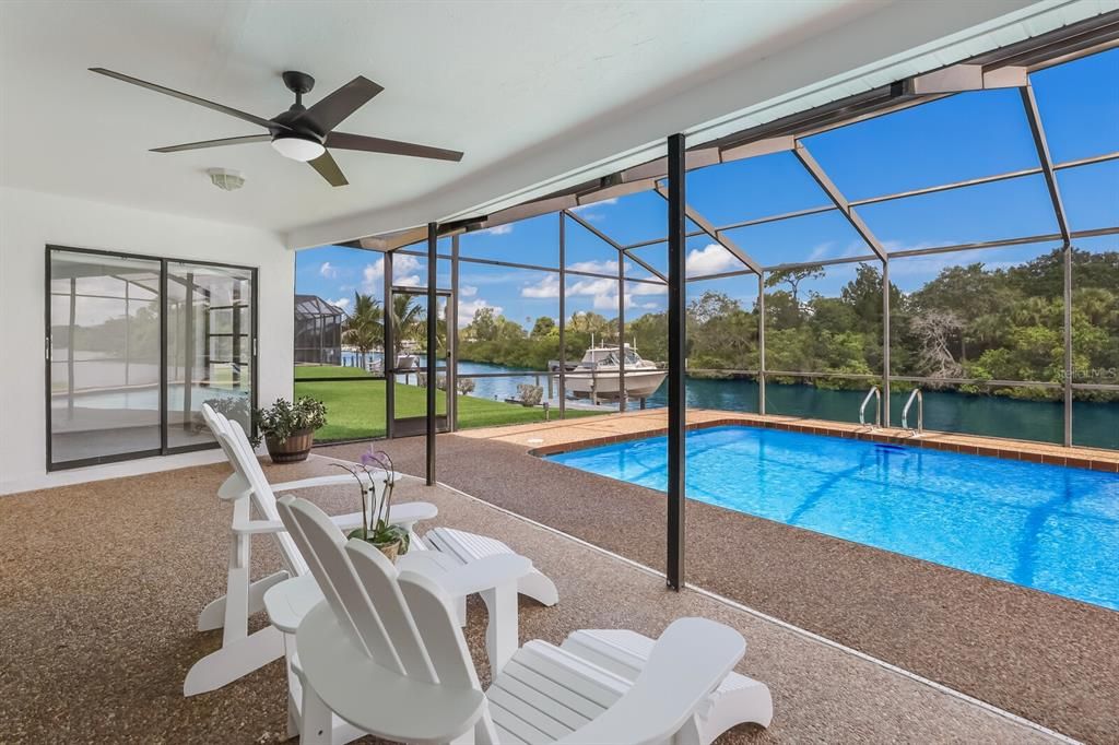 Active With Contract: $4,195 (3 beds, 3 baths, 1706 Square Feet)