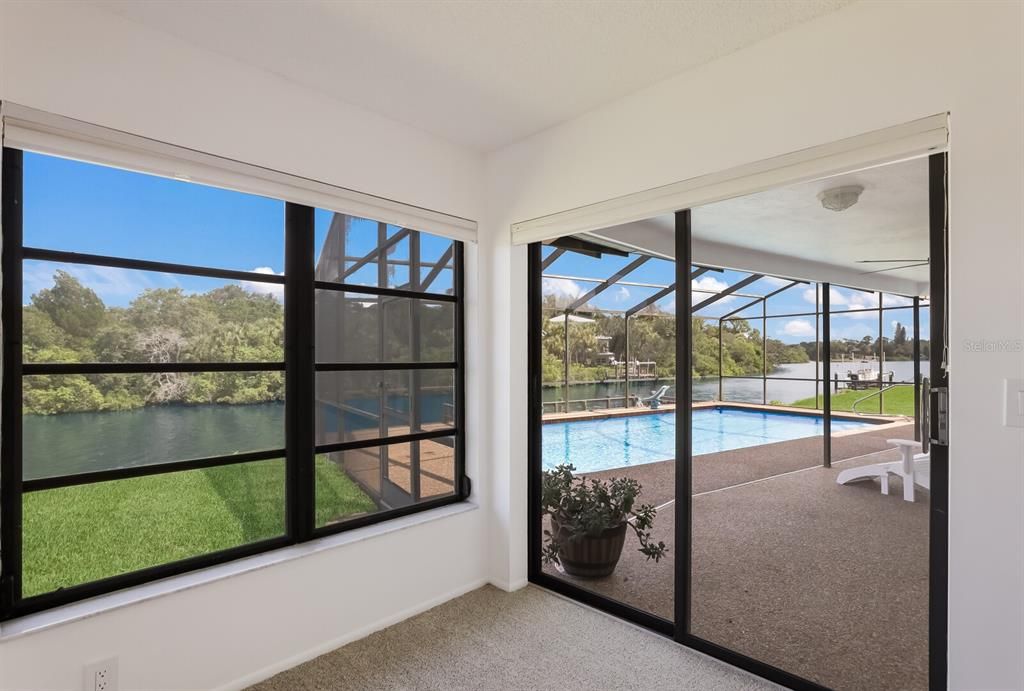 Active With Contract: $4,195 (3 beds, 3 baths, 1706 Square Feet)