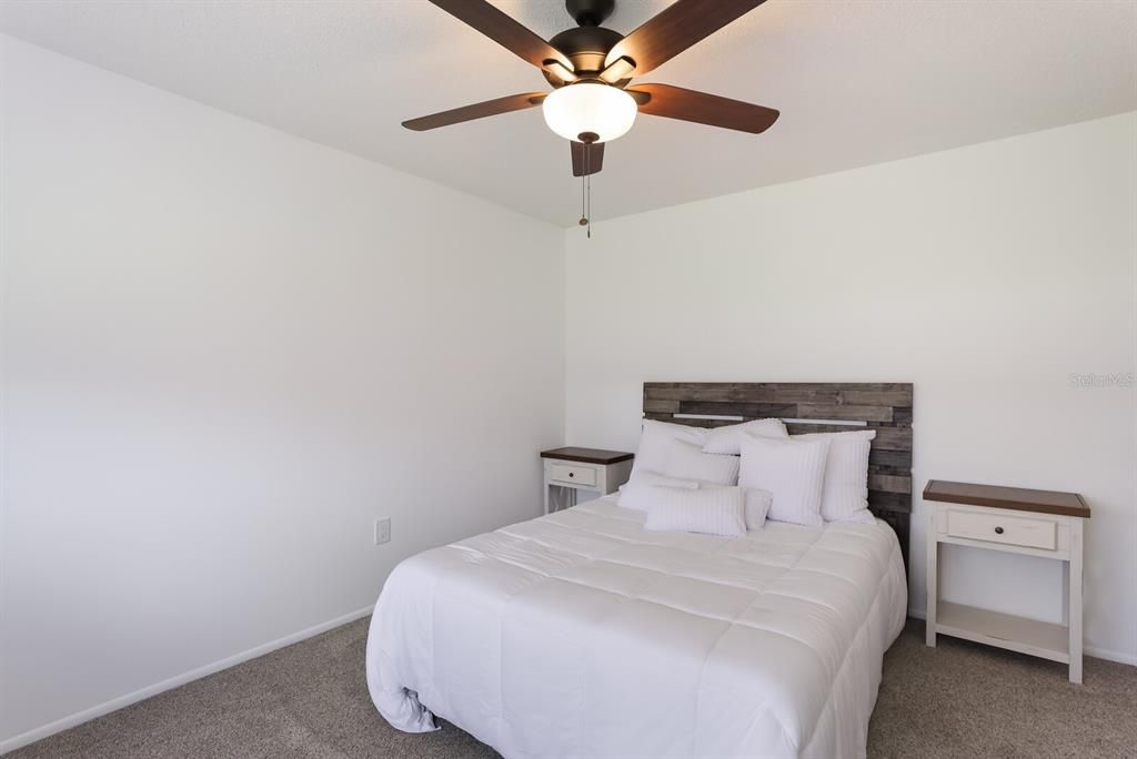 Active With Contract: $4,195 (3 beds, 3 baths, 1706 Square Feet)