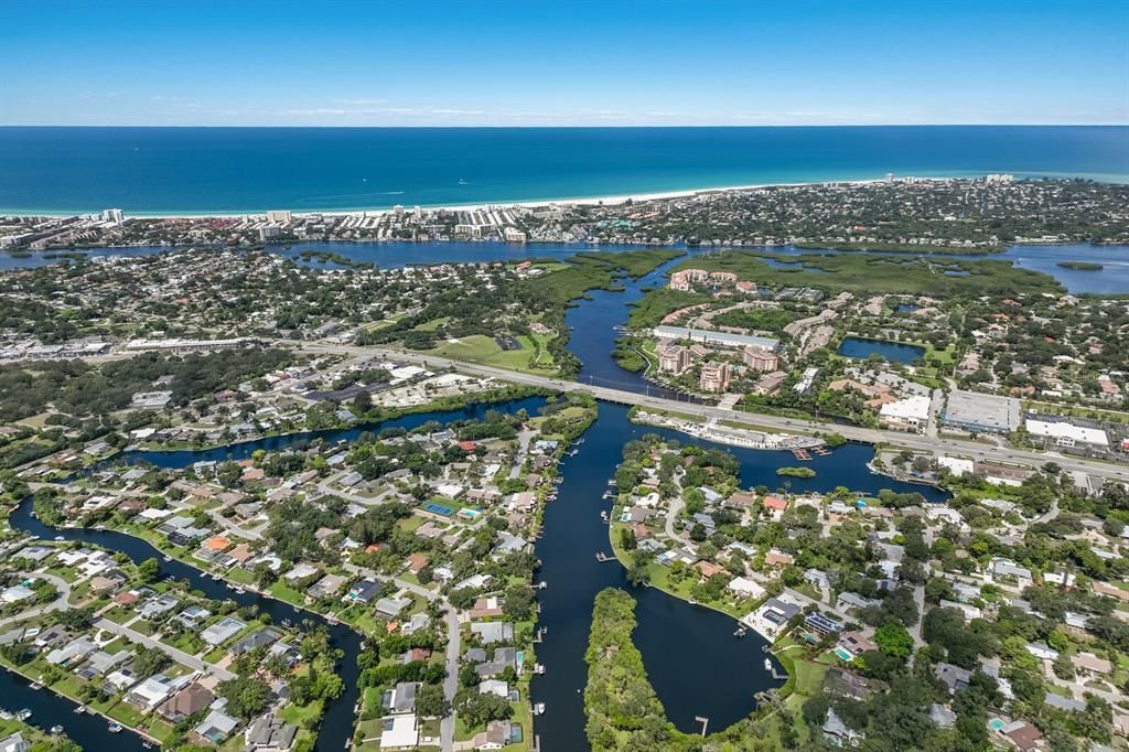 Active With Contract: $4,195 (3 beds, 3 baths, 1706 Square Feet)