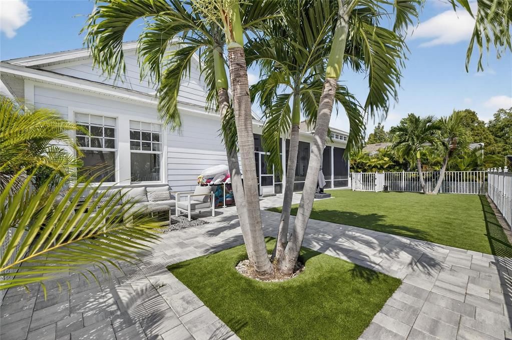 待售: $880,000 (3 贝兹, 3 浴室, 2453 平方英尺)