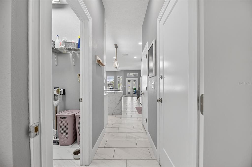 待售: $880,000 (3 贝兹, 3 浴室, 2453 平方英尺)