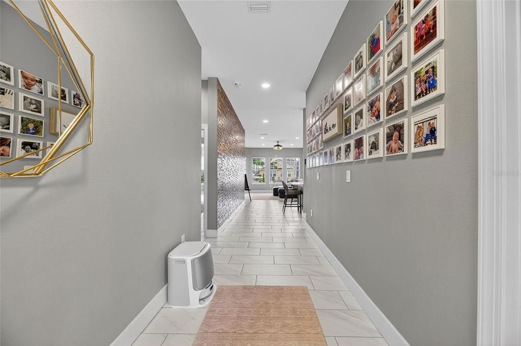 待售: $880,000 (3 贝兹, 3 浴室, 2453 平方英尺)