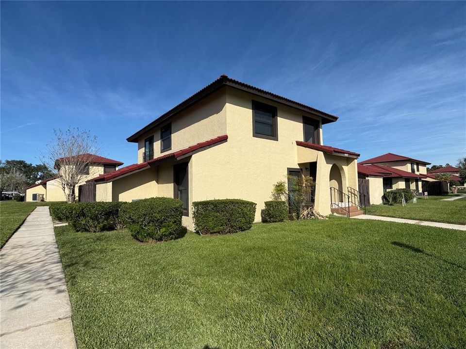 For Rent: $1,399 (3 beds, 2 baths, 1586 Square Feet)