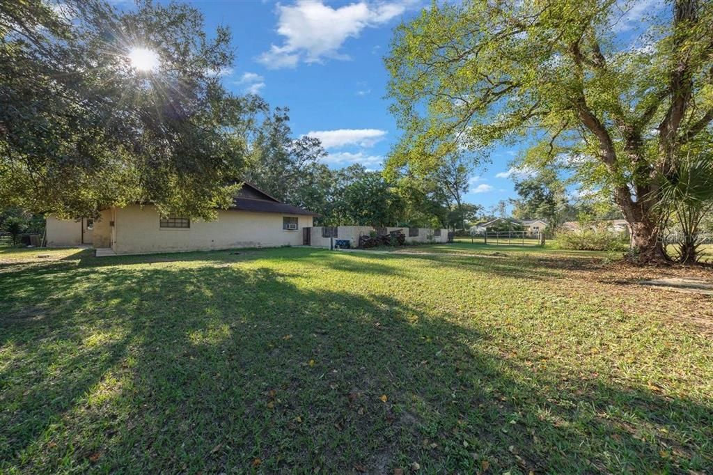 Active With Contract: $389,900 (4 beds, 2 baths, 2310 Square Feet)