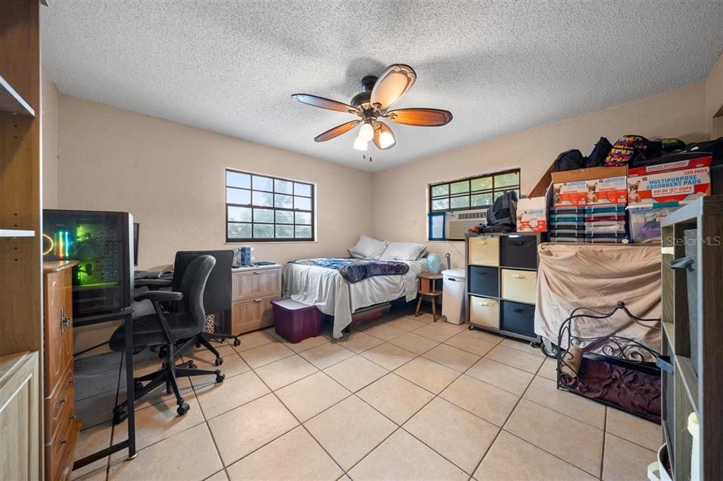 Active With Contract: $389,900 (4 beds, 2 baths, 2310 Square Feet)