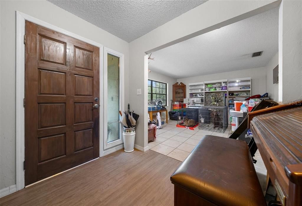 Active With Contract: $389,900 (4 beds, 2 baths, 2310 Square Feet)