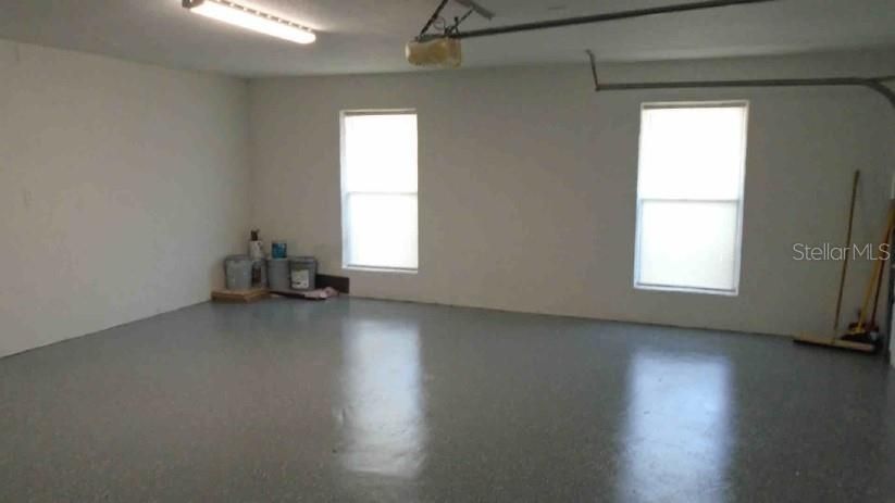 出租: $3,995 (4 贝兹, 2 浴室, 1972 平方英尺)