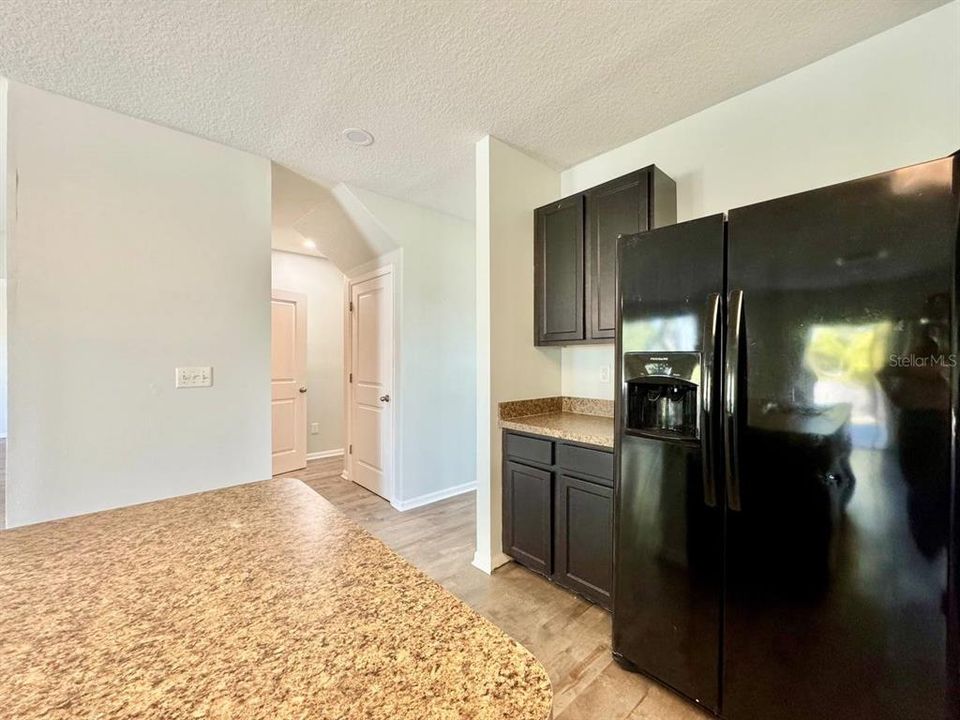 For Rent: $2,500 (5 beds, 2 baths, 2823 Square Feet)