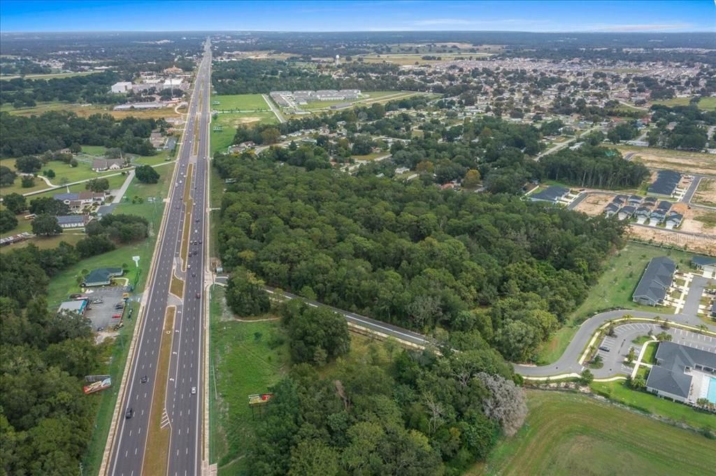 待售: $5,500,000 (16.75 acres)