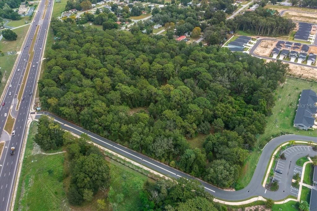 待售: $5,500,000 (16.75 acres)