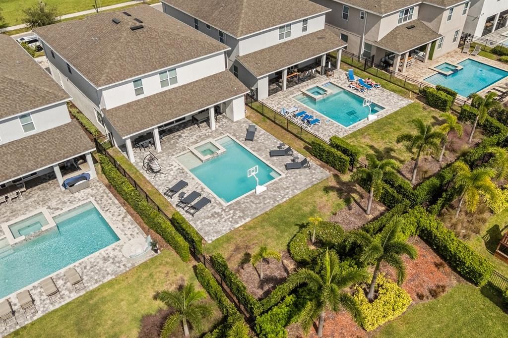 合同活跃: $820,000 (8 贝兹, 6 浴室, 3618 平方英尺)