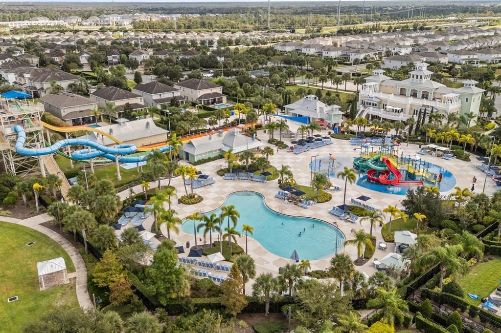 合同活跃: $820,000 (8 贝兹, 6 浴室, 3618 平方英尺)