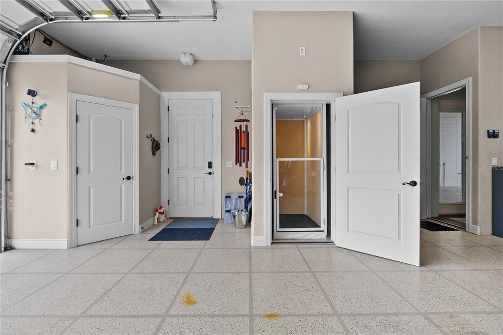 На продажу: $819,000 (2 спален, 2 ванн, 2887 Квадратных фут)