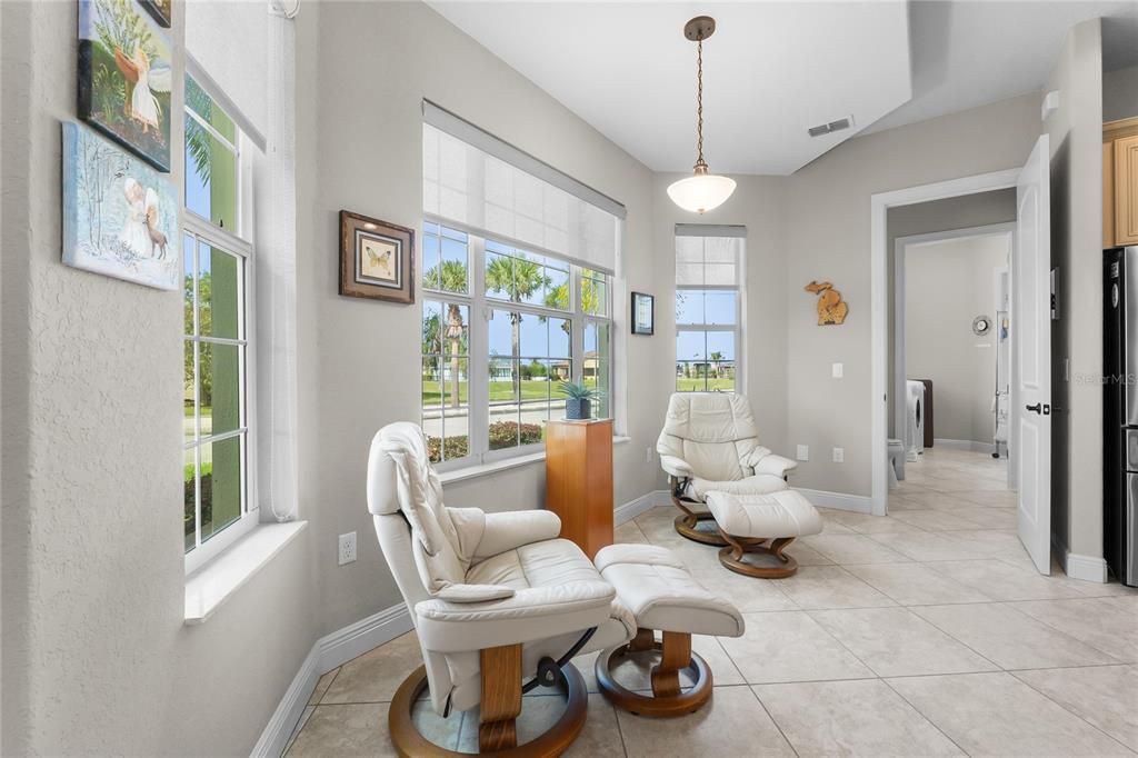 На продажу: $819,000 (2 спален, 2 ванн, 2887 Квадратных фут)