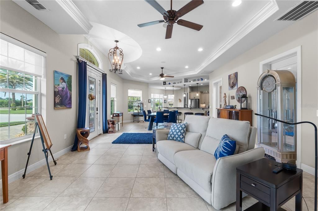 На продажу: $819,000 (2 спален, 2 ванн, 2887 Квадратных фут)