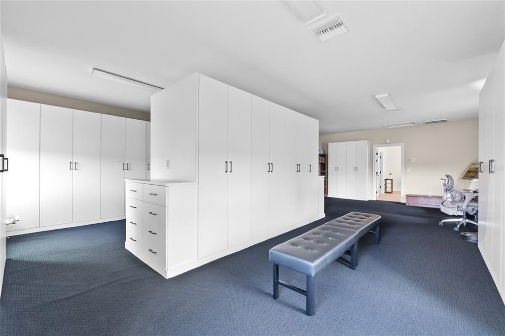 На продажу: $819,000 (2 спален, 2 ванн, 2887 Квадратных фут)