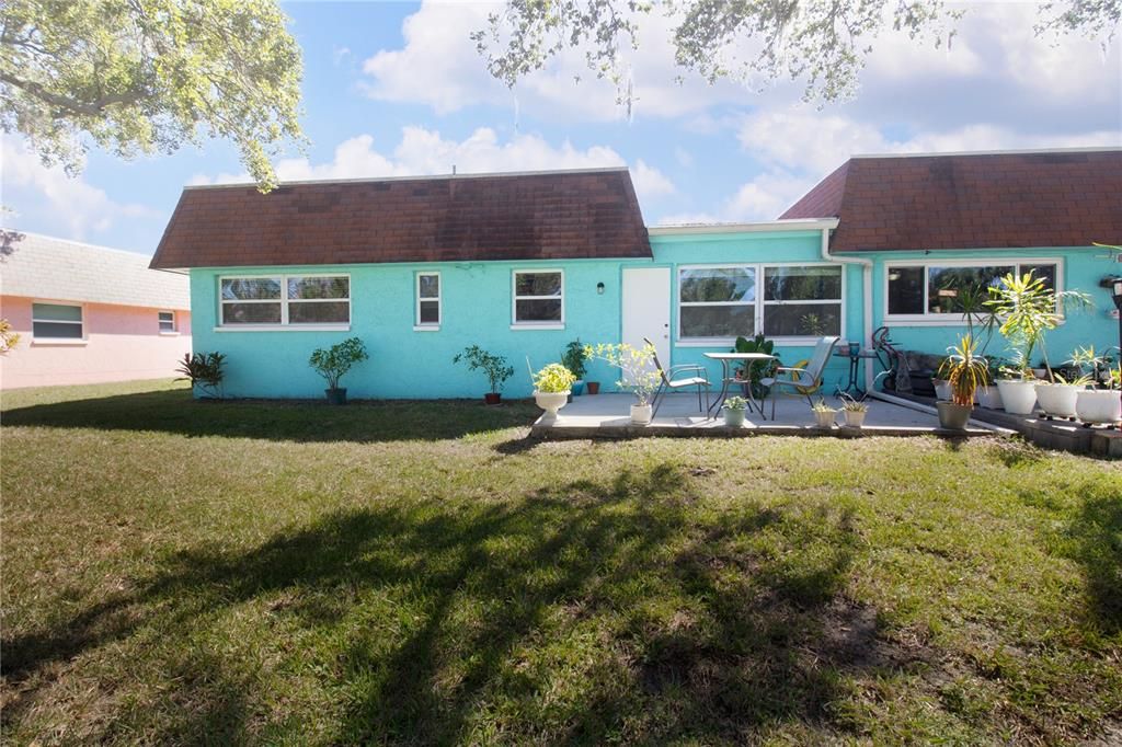 Activo con contrato: $135,000 (2 camas, 2 baños, 1109 Pies cuadrados)