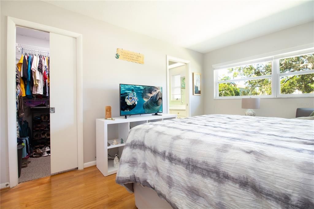 Activo con contrato: $135,000 (2 camas, 2 baños, 1109 Pies cuadrados)