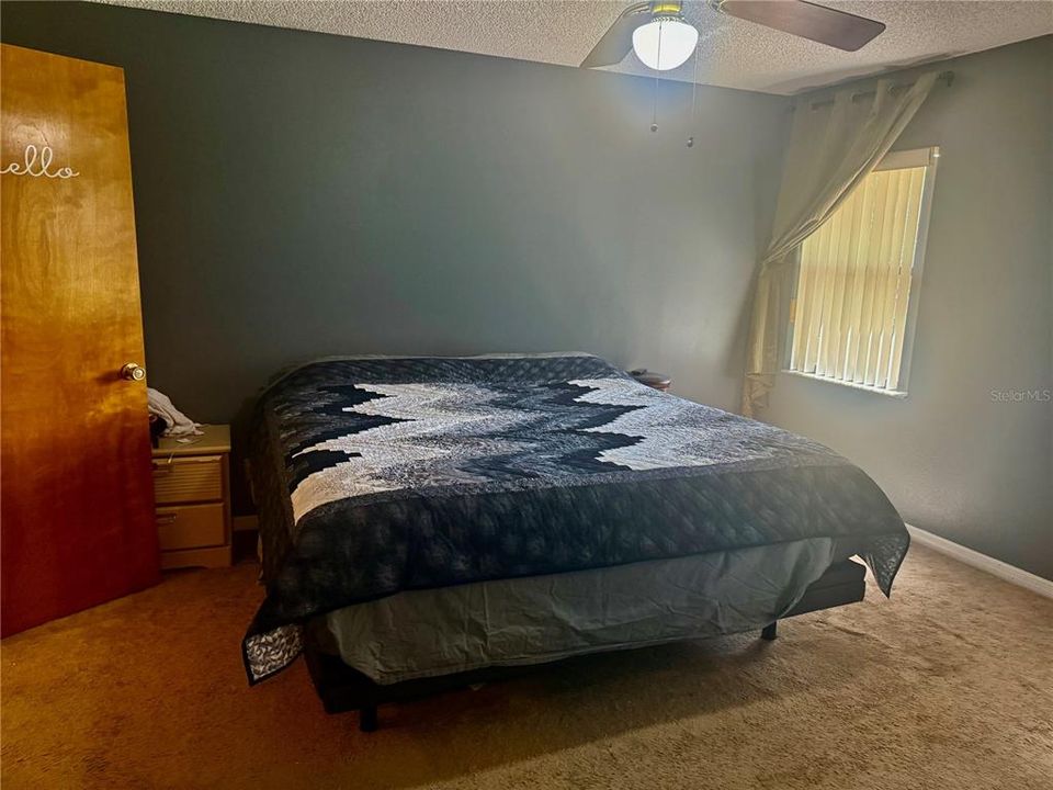 Active With Contract: $224,000 (3 beds, 2 baths, 1379 Square Feet)