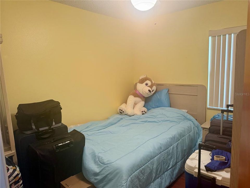 Active With Contract: $224,000 (3 beds, 2 baths, 1379 Square Feet)