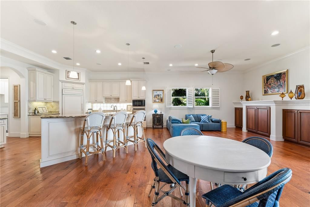 For Sale: $7,488,000 (4 beds, 5 baths, 4507 Square Feet)