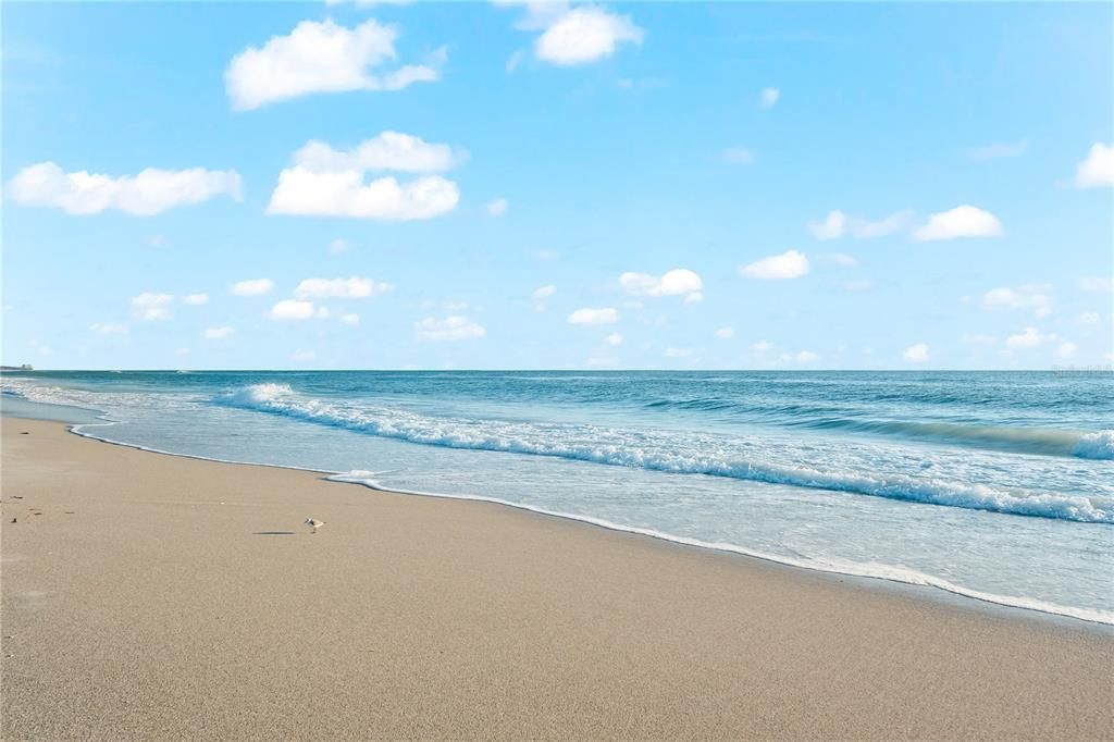 For Sale: $7,488,000 (4 beds, 5 baths, 4507 Square Feet)