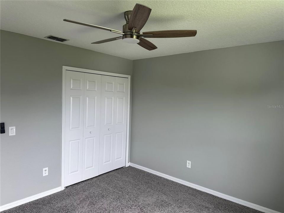 На продажу: $409,000 (4 спален, 2 ванн, 2396 Квадратных фут)