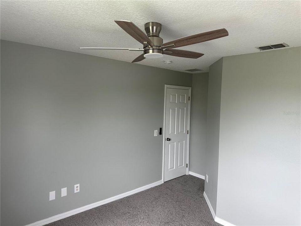 На продажу: $409,000 (4 спален, 2 ванн, 2396 Квадратных фут)