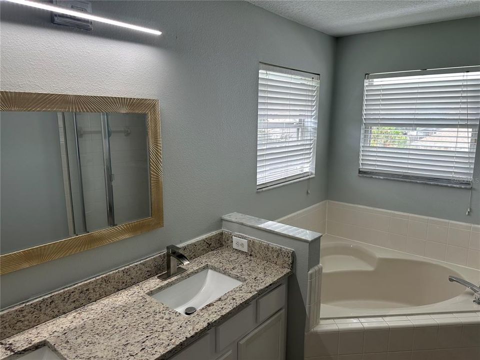 На продажу: $409,000 (4 спален, 2 ванн, 2396 Квадратных фут)