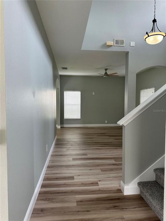 На продажу: $409,000 (4 спален, 2 ванн, 2396 Квадратных фут)