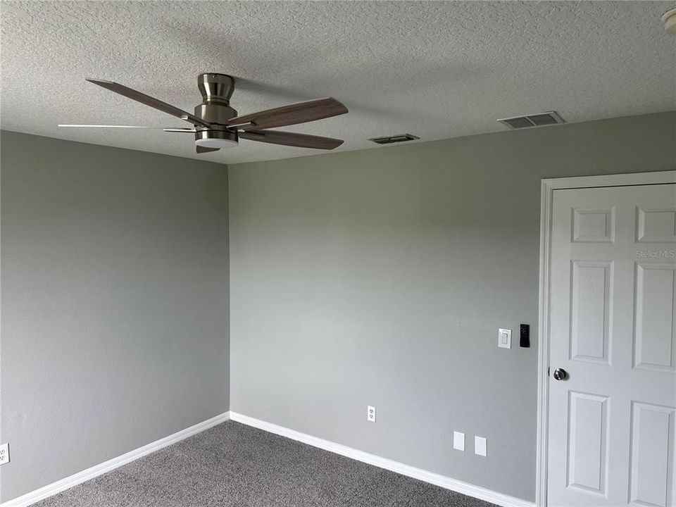 На продажу: $409,000 (4 спален, 2 ванн, 2396 Квадратных фут)