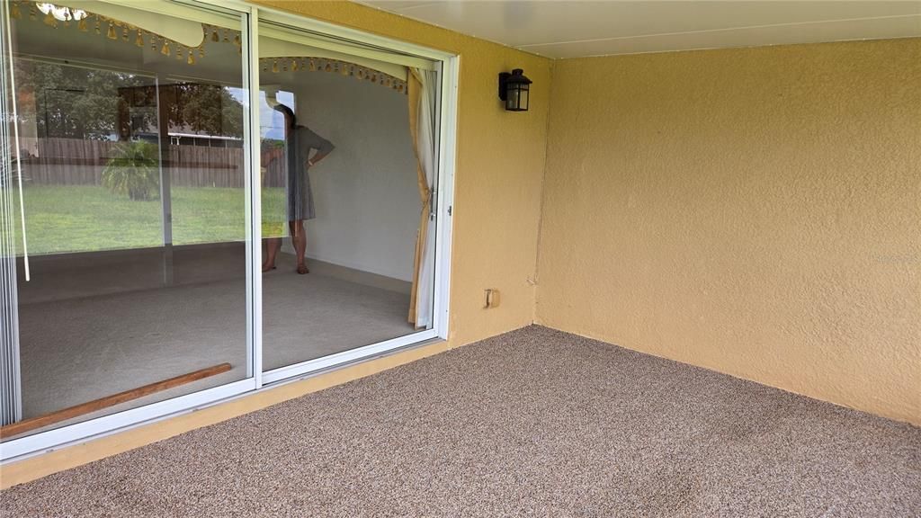 For Rent: $2,000 (4 beds, 2 baths, 2235 Square Feet)