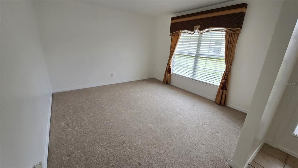 For Rent: $2,000 (4 beds, 2 baths, 2235 Square Feet)