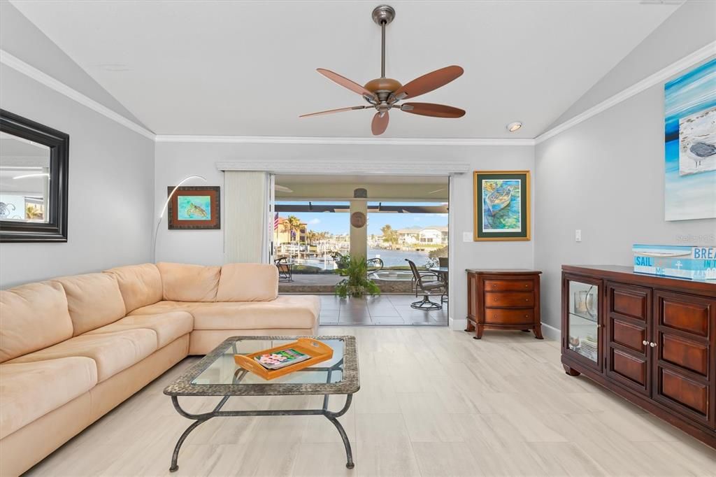 Active With Contract: $580,000 (3 beds, 2 baths, 2027 Square Feet)