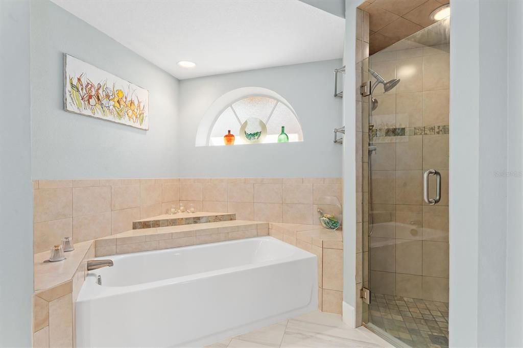 Active With Contract: $580,000 (3 beds, 2 baths, 2027 Square Feet)