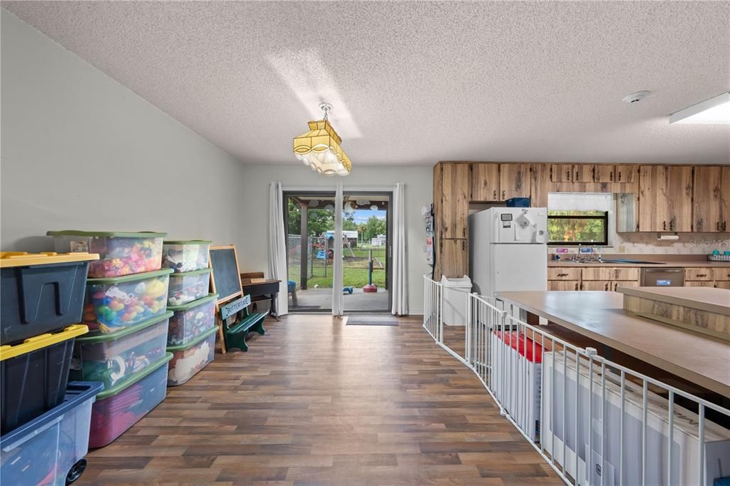 For Sale: $475,000 (0 beds, 0 baths, 2984 Square Feet)