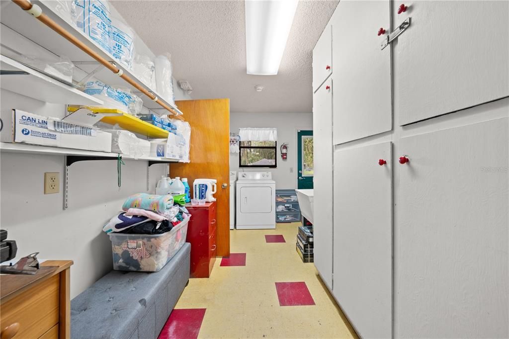 For Sale: $475,000 (0 beds, 0 baths, 2984 Square Feet)