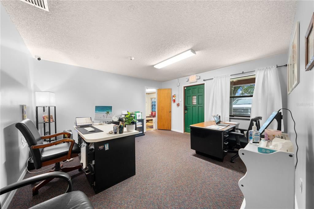 For Sale: $475,000 (0 beds, 0 baths, 2984 Square Feet)