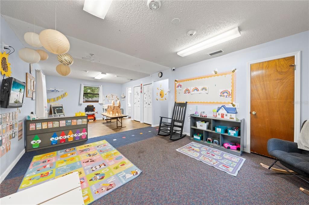 For Sale: $475,000 (0 beds, 0 baths, 2984 Square Feet)