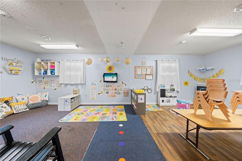 For Sale: $475,000 (0 beds, 0 baths, 2984 Square Feet)