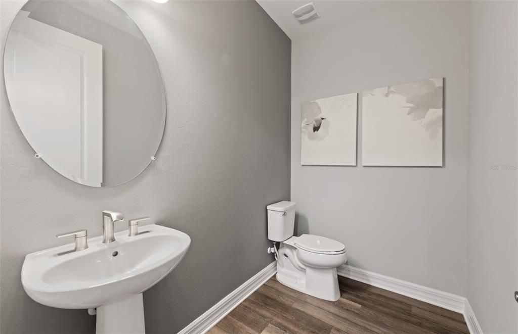 Activo con contrato: $454,900 (4 camas, 3 baños, 2894 Pies cuadrados)