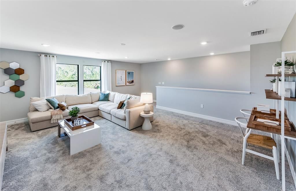 Activo con contrato: $454,900 (4 camas, 3 baños, 2894 Pies cuadrados)